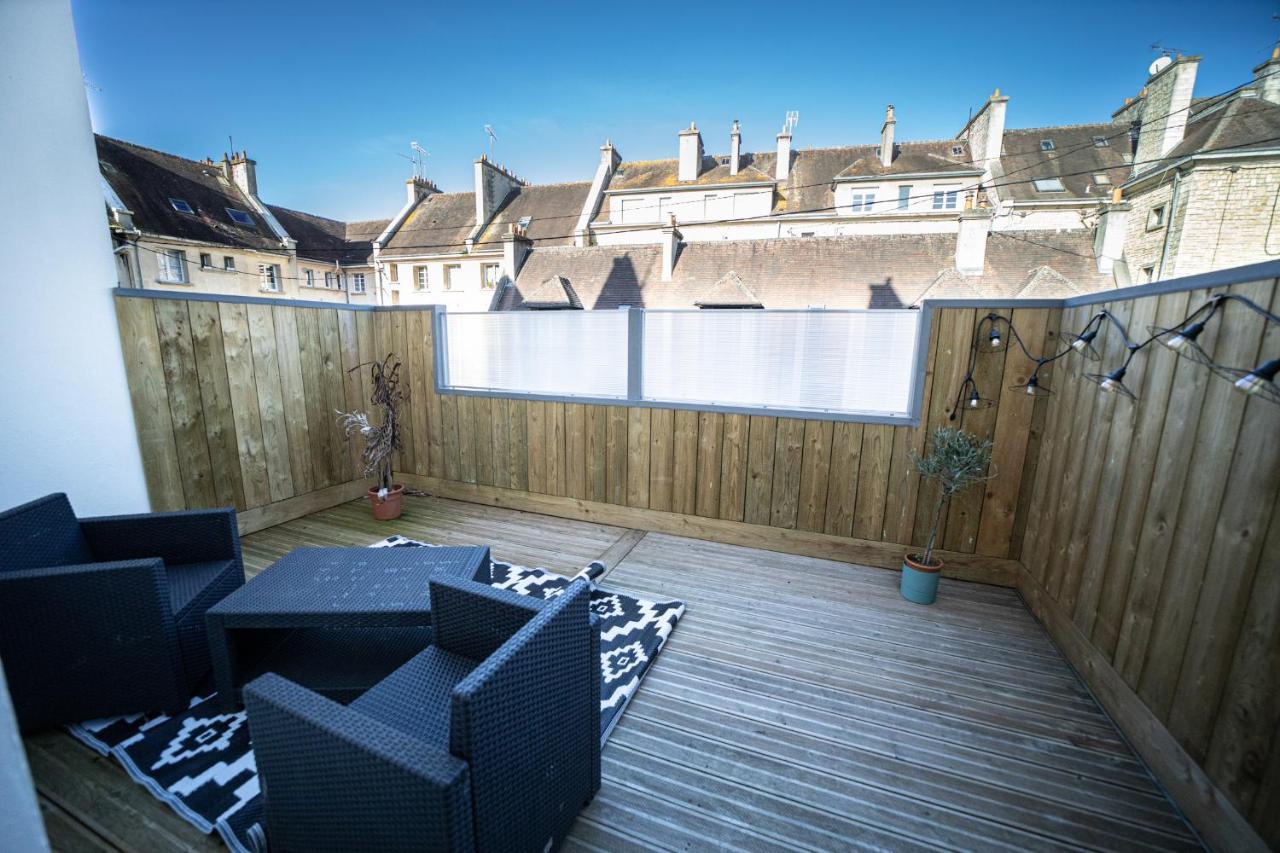 Cabane D'Arlette, Grande Terrasse En Centre-Ville Falaise  Bagian luar foto